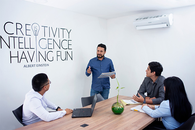 Sala de juntas con excelente comodidad